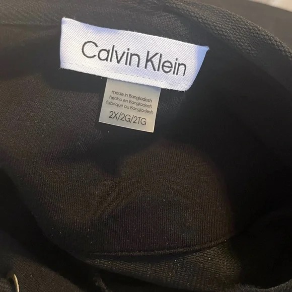 2X- plus size Calvin Klein Black Pullover with Logo - Picture 11 of 12